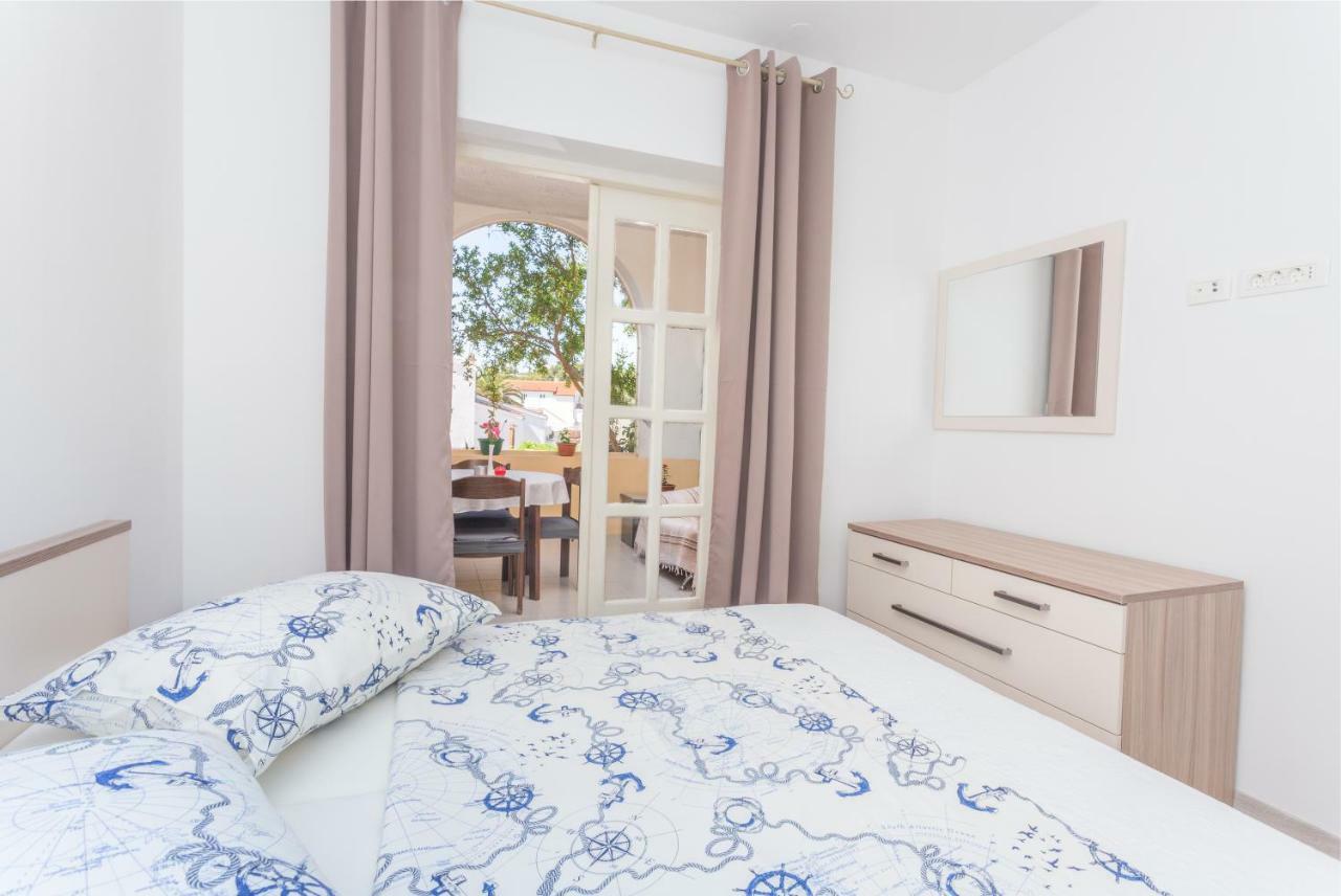 Apartment Branka Kustura 2 Hvar Town Eksteriør billede