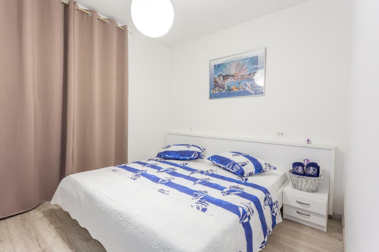 Apartment Branka Kustura 2 Hvar Town Eksteriør billede